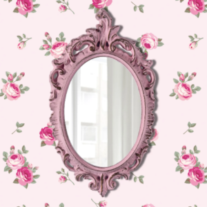 Pretty Shabby Oval Vintage CC1