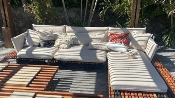 Striped Sectional Set