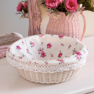 Cottage round wicker