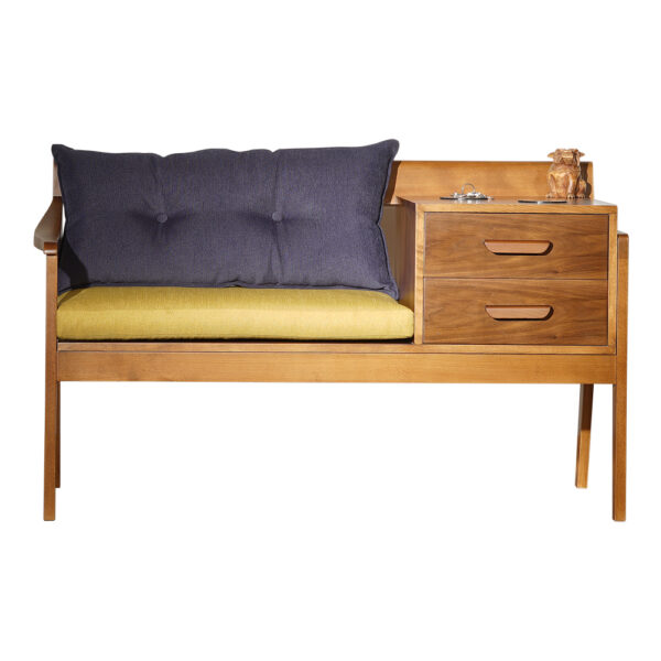 ALMA - hybrid Console/Bench for the entrance
