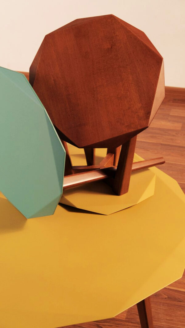 Hexi - Corner Table - S & M