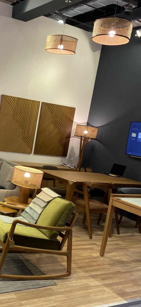 Standing Miah - Floor lamp - (SOL collection)