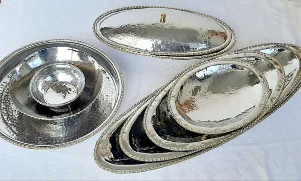Stella oval platter with cover
