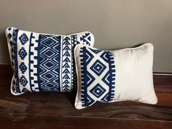 Find Your Perfect Angle: Geometrical Pattern Cushion for Any Space