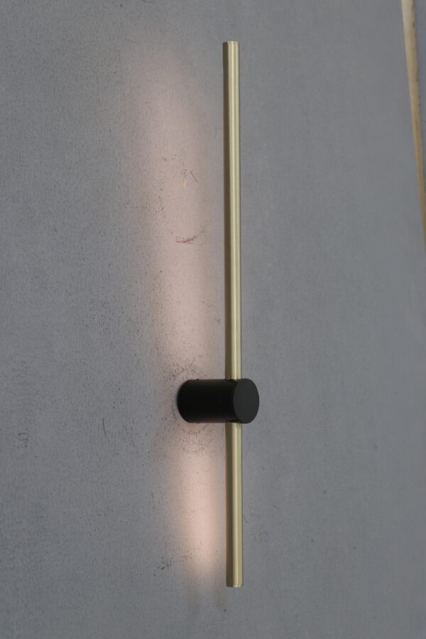 Wall lamp
