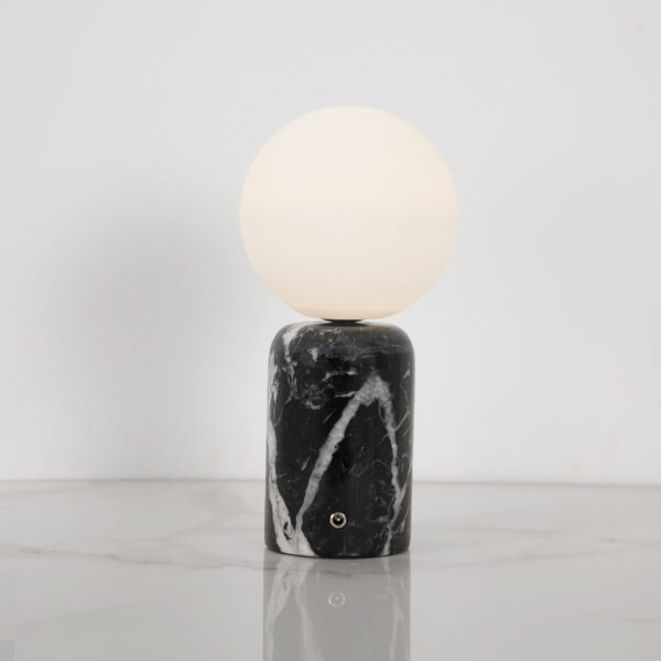 The Nuuk Table Lamp | Nero Marquina | Cordless - Rechargable
