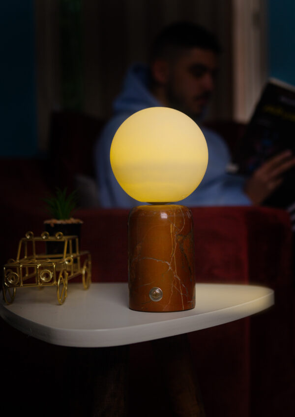 The Nuuk Table Lamp | Rojo Alicante | Cordless - Rechargable