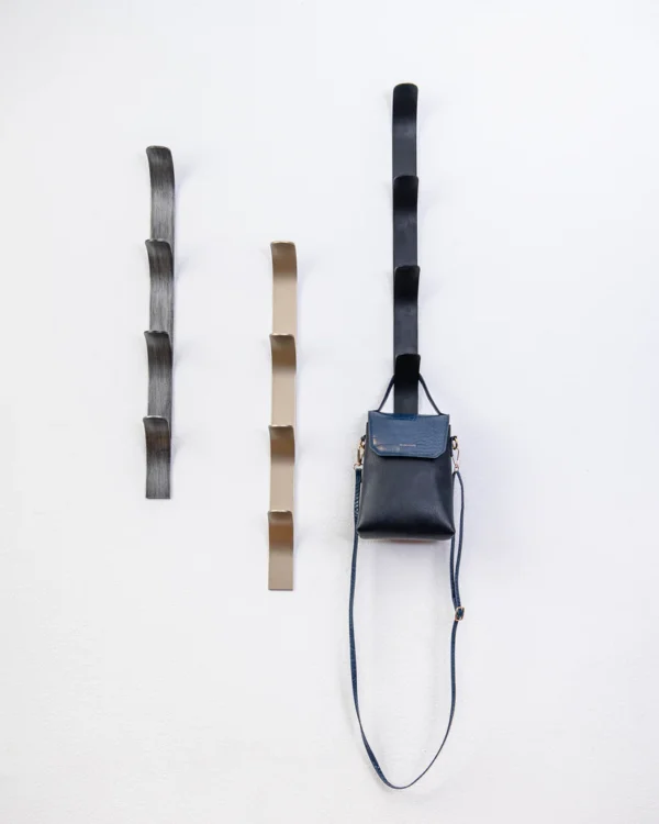 Leaf Hanger
