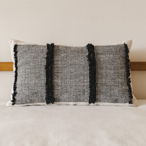 Serpentine Cushion - 70x70, Cover only