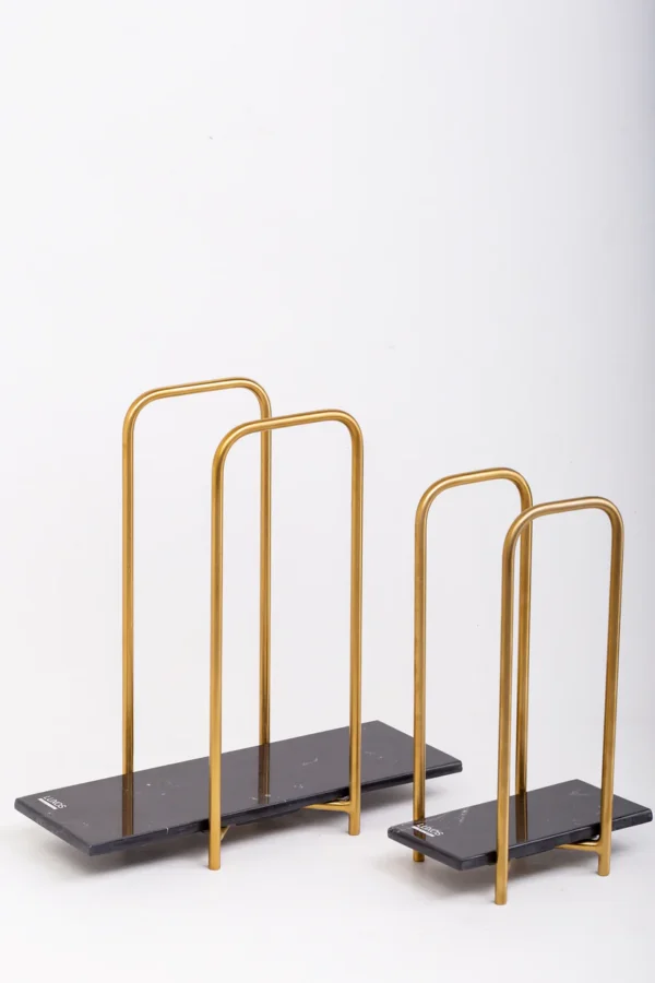 Elegant Towels Holder - Small 7.5 x16 CM Height 26 CM / Cream / Black