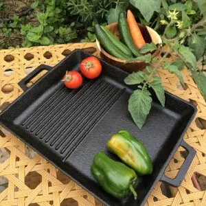 Grill half smooth, half corrugated