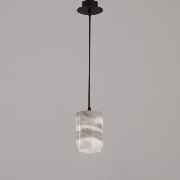 Yang pendant | Carrara