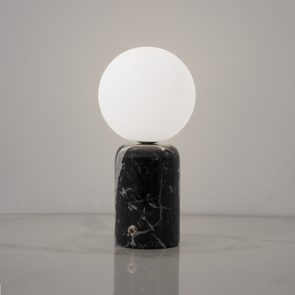 The Nuuk Table Lamp | Nero Marquina | Cordless - Rechargable