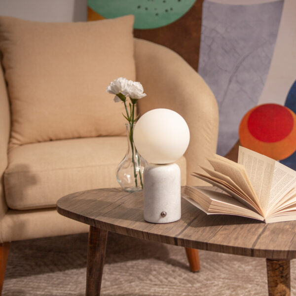 The Nuuk Table Lamp | Carrara | Cordless - Rechargable