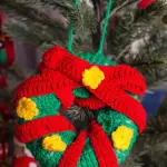 Artisanal Wreath Magic: Handcrafted Decoration