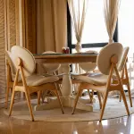 Dissi Dining Table