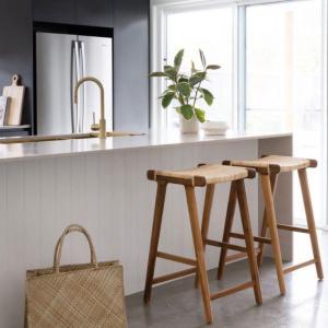 Savanna Bar Stool