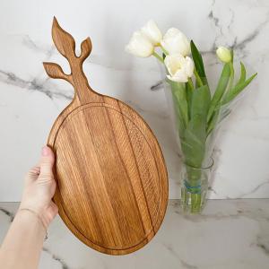 Oak Leaf Cutting Board