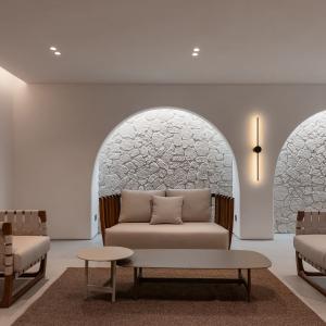 IL Sole 2 seater Sofa