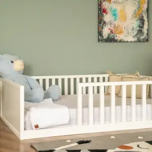 Toddlers House Bed