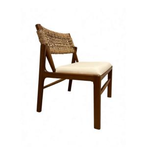 Saga Chair