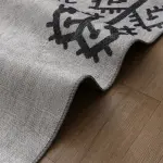 The KLIMMISH Shiny Plushy Rug