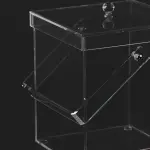 Ice holder with cover