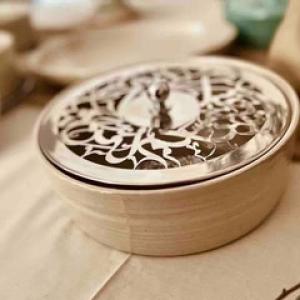 Calligraphy Bram with pure silver lid