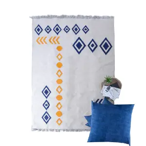 Rohmbus Kilim Carpet