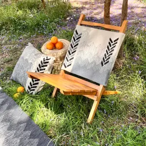 Soumak Folding Chairs