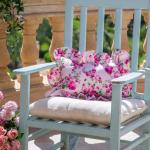 Fleur Cushion with Filling – Ruffled Trim